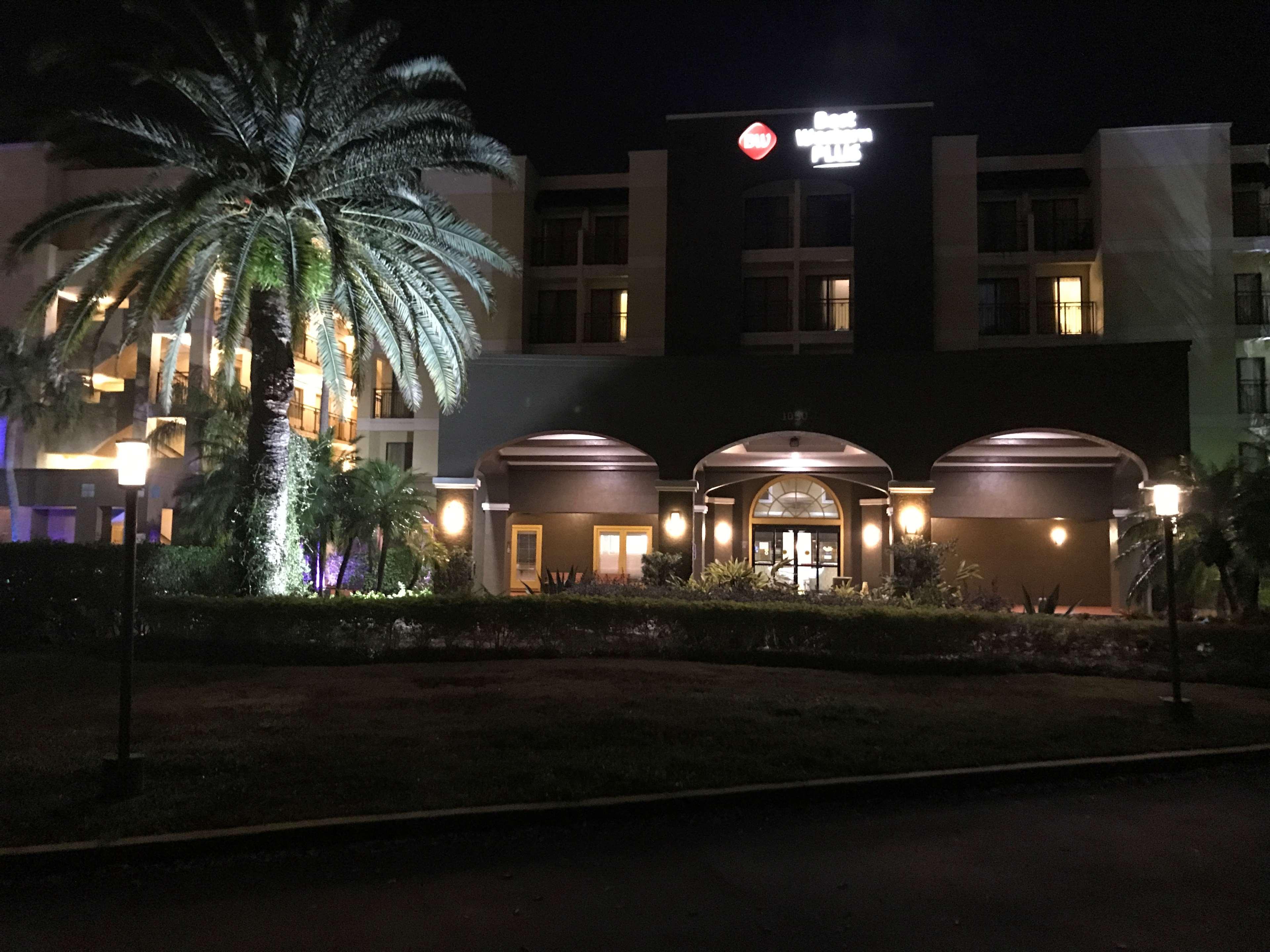 Best Western Plus Deerfield Beach Hotel & Suites Exterior foto